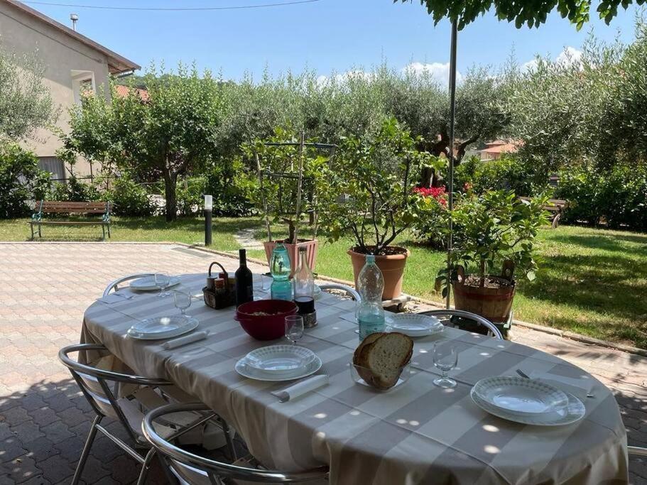 La Dimora Delle Rose Apartamento Passignano sul Trasimeno Exterior foto